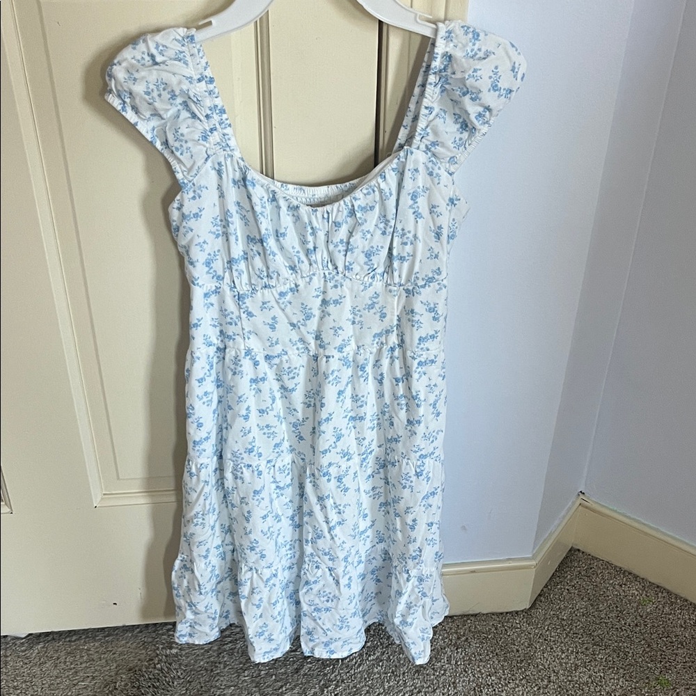 Hollister White and Blue Floral Mini Dress